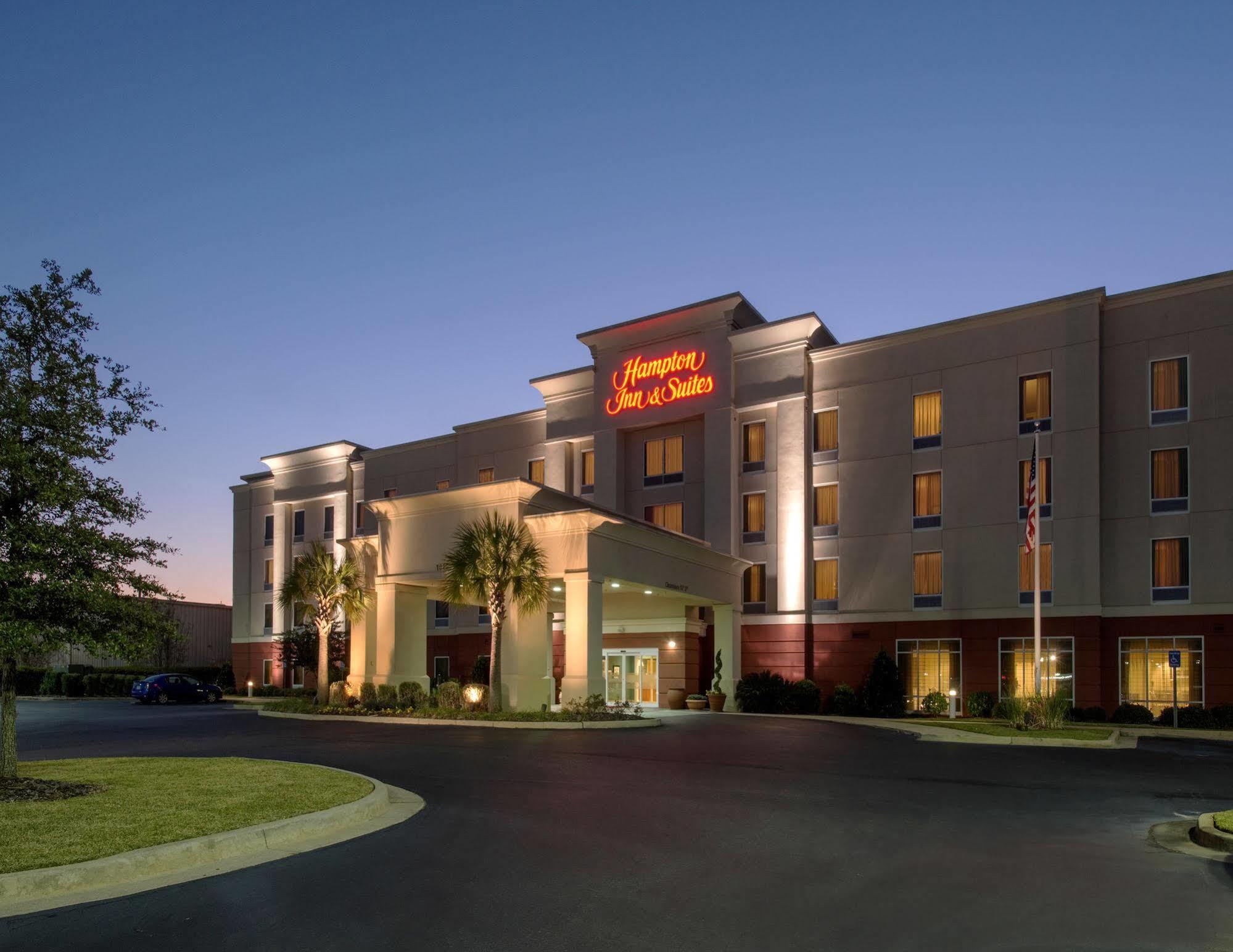 Hampton Inn & Suites Mobile I-65@ Airport Boulevard Exterior photo